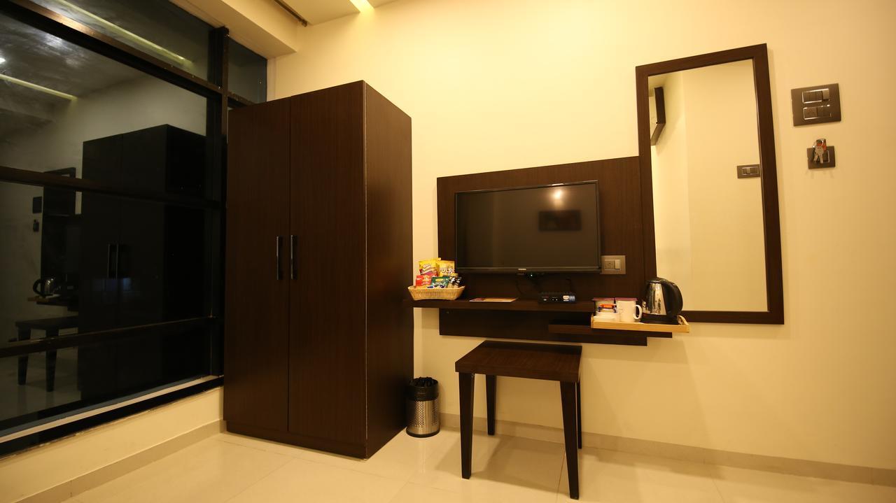 Mastiff Hotel Karwar By Othpl, Formerly Citrus Hotel การ์วาร์ ภายนอก รูปภาพ